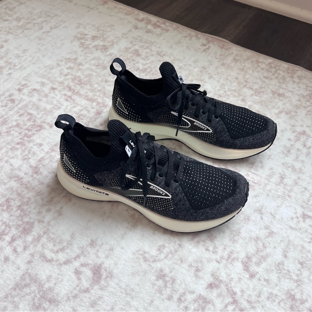 Brooks Levitate Stealthfit 5 | Women’s 8.5